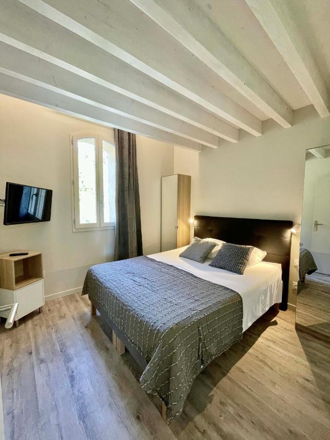 Hotel Estelou Sommières Dış mekan fotoğraf