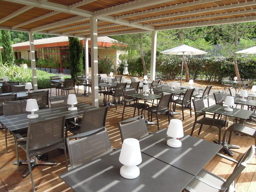 Hotel Estelou Sommières Dış mekan fotoğraf