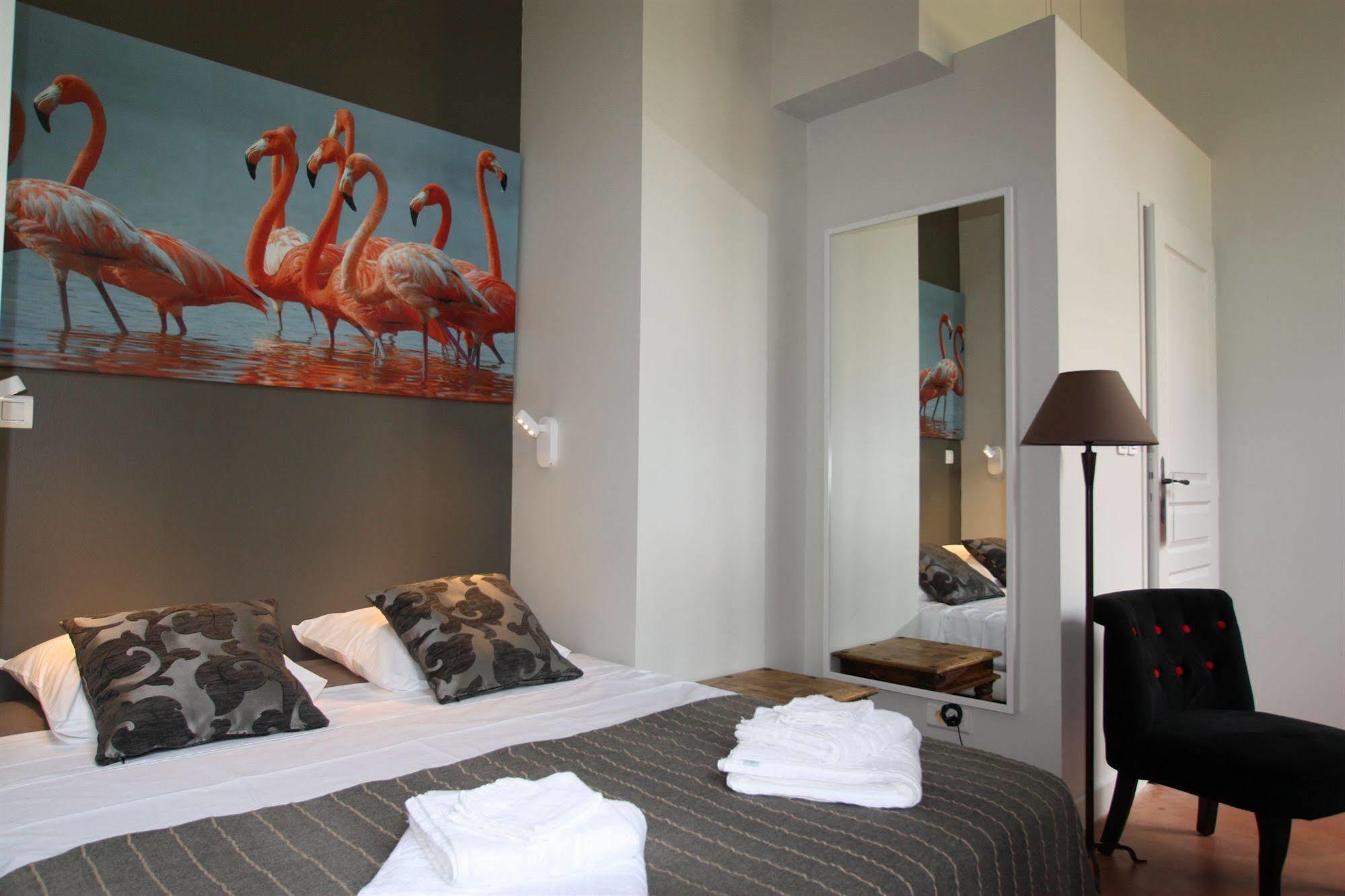 Hotel Estelou Sommières Dış mekan fotoğraf