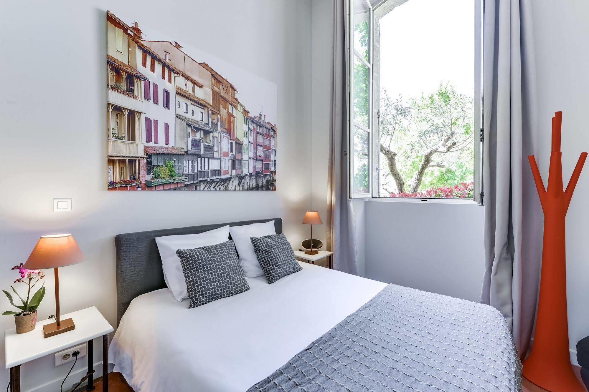 Hotel Estelou Sommières Dış mekan fotoğraf